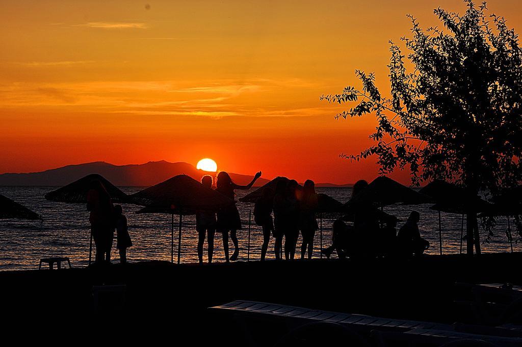 Dikelya Hotel Dikili Eksteriør bilde